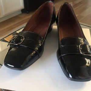 Hispanitas Black Patent loafers